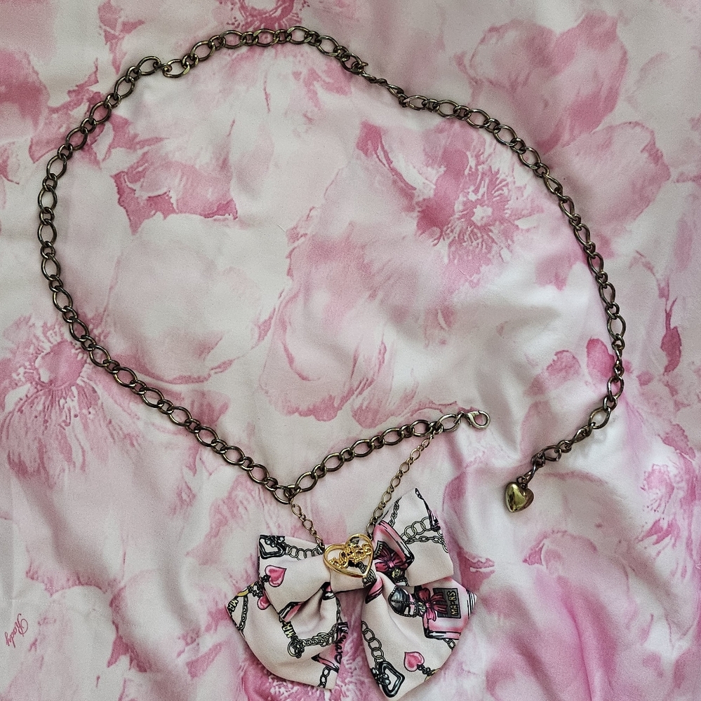 Ma*rs Rare Agejo Gyaru Gold Chain Belt with Pink Perfume Print Bow